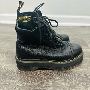 Dr. Martens Black Sainclair Leather Platform Boots with Gold Zipper Size 8